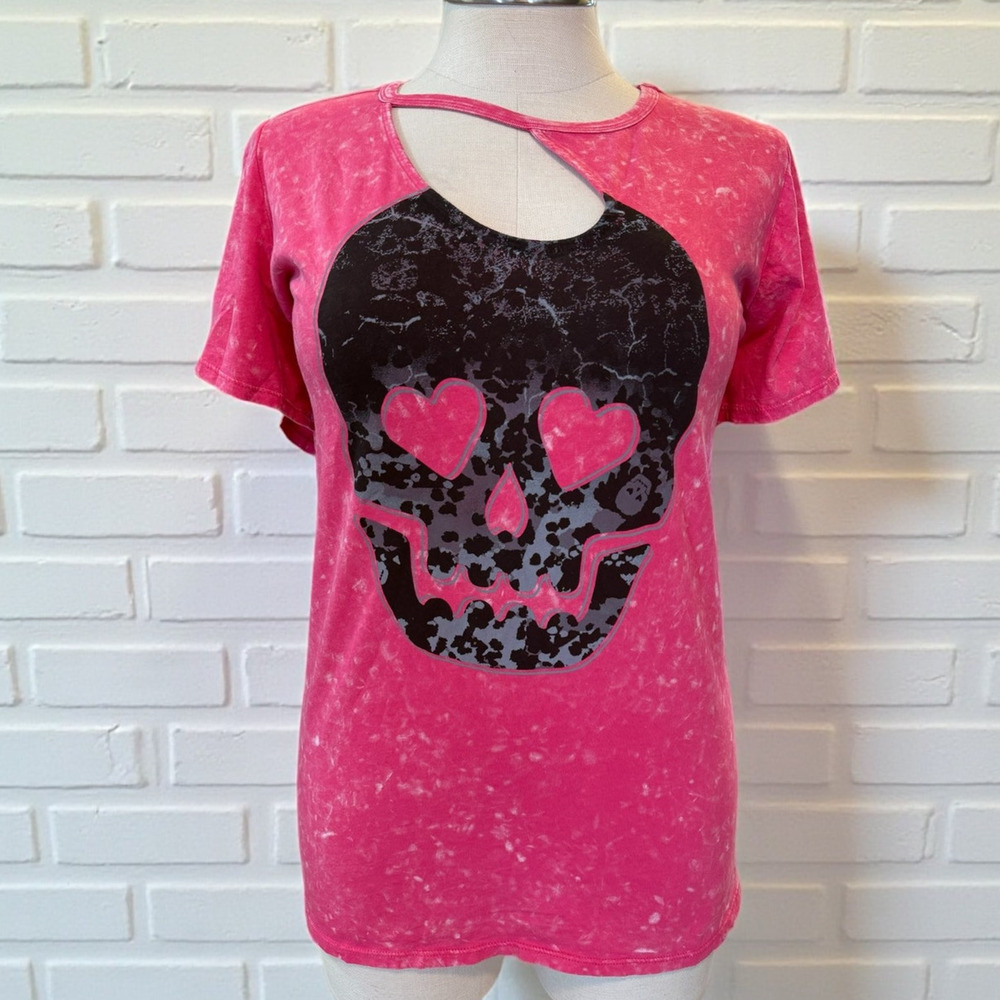 Torrid 2 (2X 18/20) Lovesick Hot Pink Mineral Wash Skull Heart Cut Out T Shirt